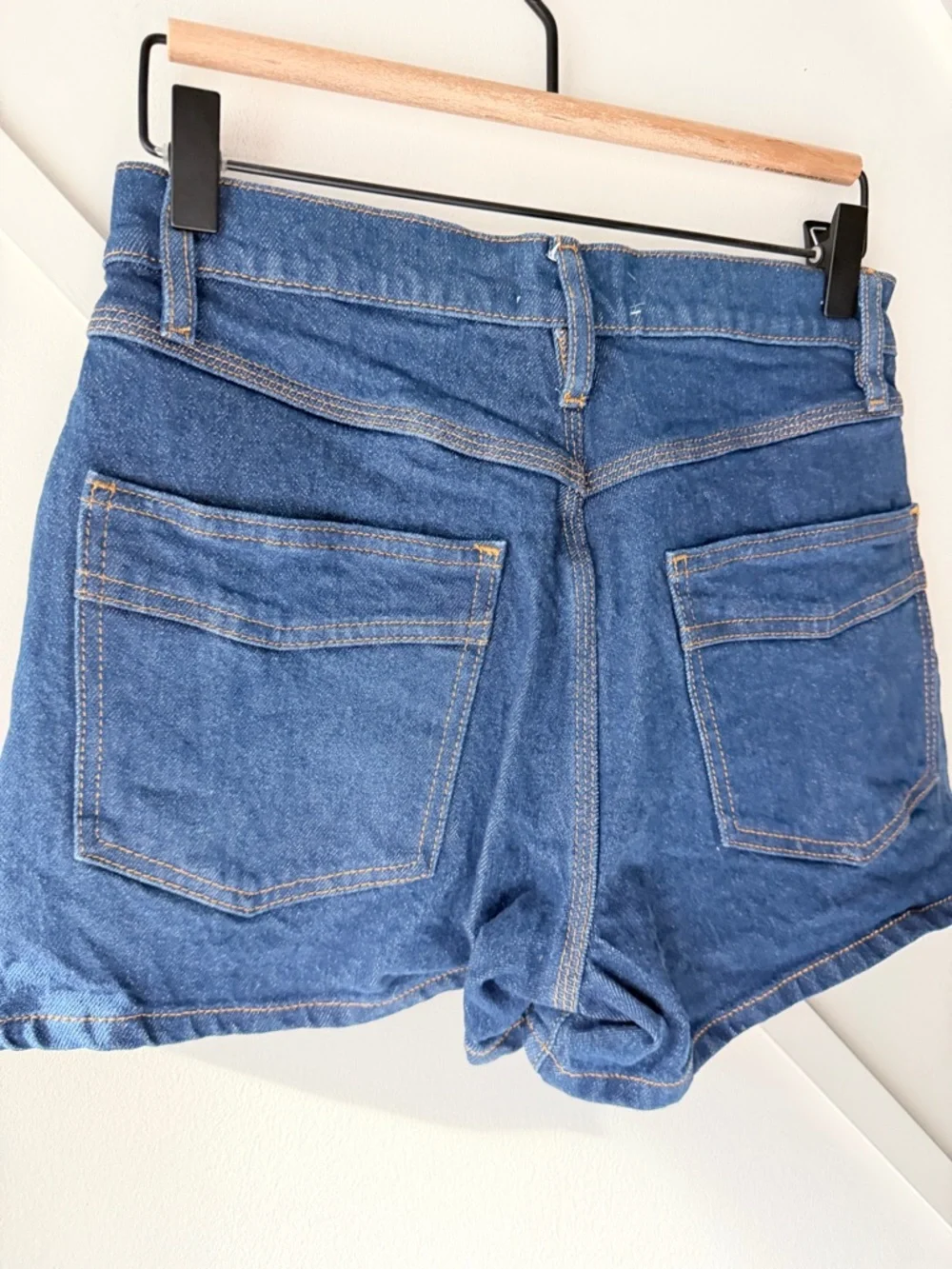 Frame Denim High Rise Shorts Blue | Classic Clean Cut Jean Shorts | Summer 
- 26 - Picture 7 of 10